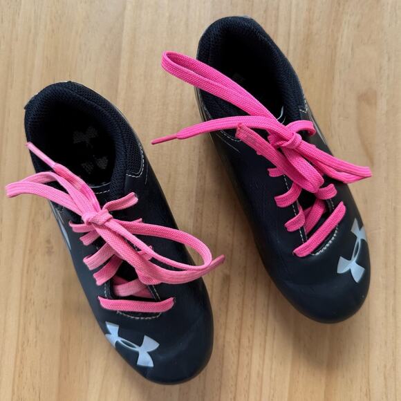UA Under Armour Little Girls Soccer Cleats Size 12 - Picture 1 of 6